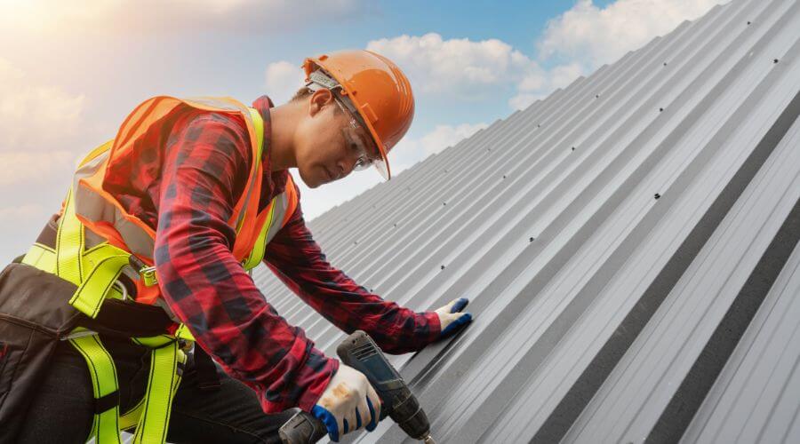 Expert Emergency Roof Repairs services in Pleasant Hill, IL